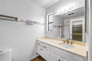 557 E Verdugo Ave, Burbank, CA 91501 - Photo 10