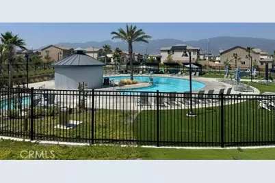 2651 Emerald Bay, Rialto, CA 92377 - Photo 38