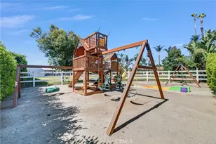 3834 Locust, Chino, CA 91710 - Photo 40