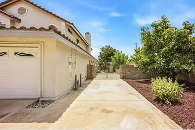 1592 Evergreen, Upland, CA 91784 - Photo 6