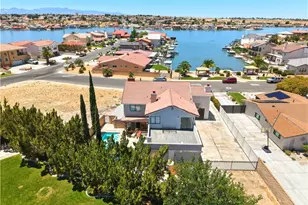 18380 Lakeview Dr, Victorville, CA 92395 - Photo 4
