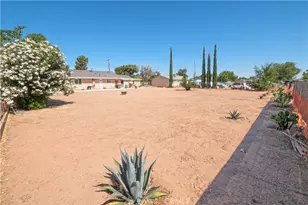 10707 Redwood, Hesperia, CA 92345 - Photo 28