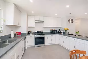 10707 Redwood, Hesperia, CA 92345 - Photo 2