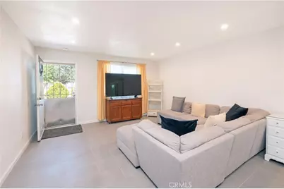 10707 Redwood, Hesperia, CA 92345 - Photo 4