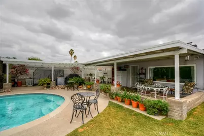 962 W 41st, San Bernardino, CA 92407 - Photo 22