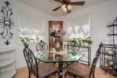 962 W 41st, San Bernardino, CA 92407 - Photo 14
