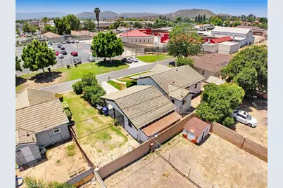 3879 Dykes, Riverside, CA 92503 - Photo 32