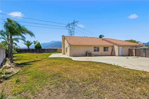 2885 W Calle Vista, Rialto, CA 92377 - Photo 30