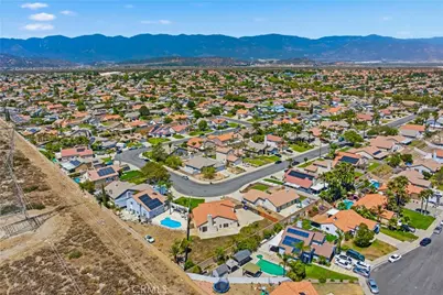 2885 W Calle Vista, Rialto, CA 92377 - Photo 38