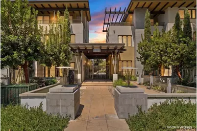 239 S Marengo Avenue #106, Pasadena, CA 91101 - Photo 2