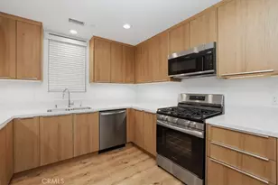 239 S Marengo Ave, Pasadena, CA 91101 - Photo 26
