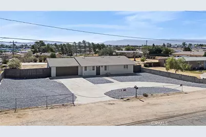 15431 Condor, Victorville, CA 92394 - Photo 34