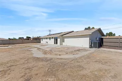15431 Condor, Victorville, CA 92394 - Photo 26