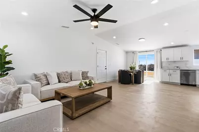 15431 Condor, Victorville, CA 92394 - Photo 8