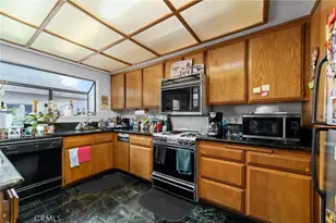 5220 Hanover Way, Montclair, CA 91763 - Photo 12