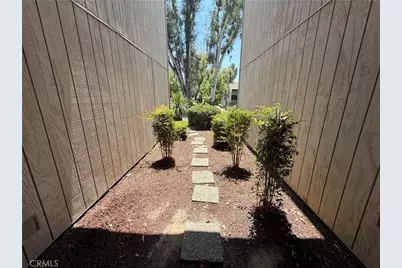 600 Central Avenue #307, Riverside, CA 92507 - Photo 2