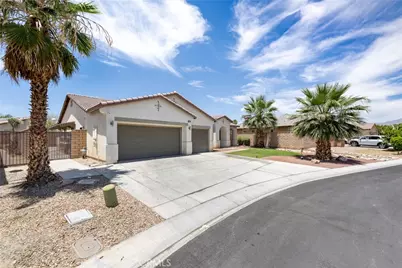 37897 Chesterfield, Indio, CA 92203 - Photo 4