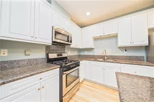 557 S Kroeger, Anaheim, CA 92805 - Photo 6