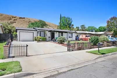 1427 Morgan Drive, San Bernardino, CA 92407 - Photo 2