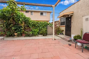 12023 Freeman Ave, Hawthorne, CA 90250 - Photo 6