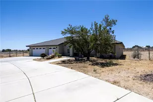 11671 Desert View, Pinon Hills, CA 92372 - Photo 4