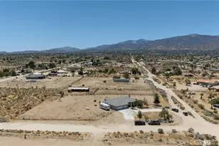 11671 Desert View, Pinon Hills, CA 92372 - Photo 36