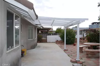15144 Macadamia Court, Fontana, CA 92335 - Photo 24