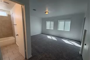 23767 Via Helina, Valencia, CA 91355 - Photo 20