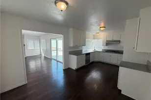23767 Via Helina, Valencia, CA 91355 - Photo 10