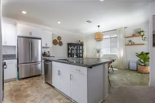 2467 Gunner Ridge Way, Rialto, CA 92377 - Photo 6
