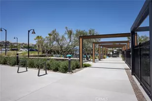 2467 Gunner Ridge Way, Rialto, CA 92377 - Photo 26