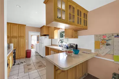 300 N 21st, Montebello, CA 90640 - Photo 6