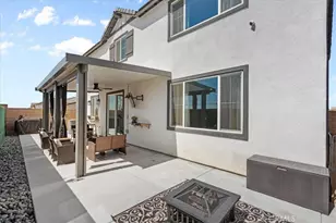 4961 Bay Laurel, Fontana, CA 92336 - Photo 32