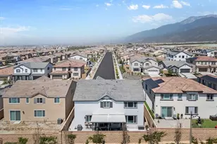 4961 Bay Laurel, Fontana, CA 92336 - Photo 36