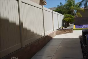 31009 Quarry Ct, Mentone, CA 92359 - Photo 6