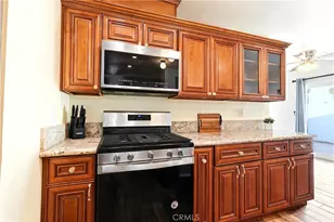 2972 Westchester Dr, Riverside, CA 92503 - Photo 10