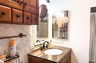 2972 Westchester Dr, Riverside, CA 92503 - Photo 6