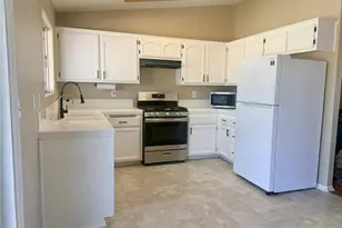 18401 Westlawn St, Hesperia, CA 92345 - Photo 4