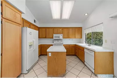 23978 Via Pamilla, Murrieta, CA 92562 - Photo 18