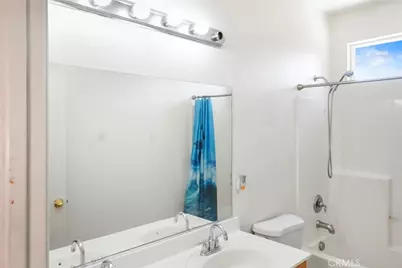 16026 Greyrock, Victorville, CA 92395 - Photo 28