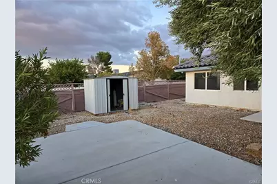 19345 Oneida Road, Apple Valley, CA 92307 - Photo 8
