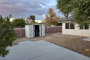 19345 Oneida Rd, Apple Valley, CA 92307 - Photo 8