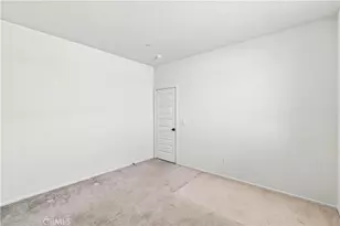 11852 Bobcat Hills Ln, Victorville, CA 92392 - Photo 18