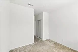 11852 Bobcat Hills Ln, Victorville, CA 92392 - Photo 16