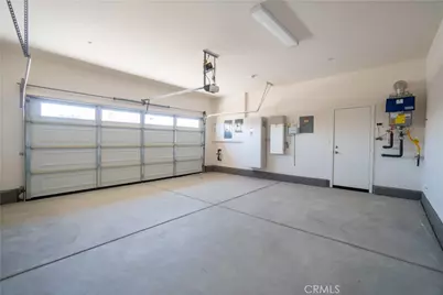 11852 Bobcat Hills Lane, Victorville, CA 92392 - Photo 36
