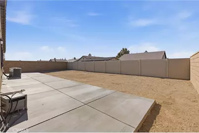 11852 Bobcat Hills Lane, Victorville, CA 92392 - Photo 34
