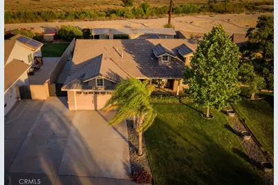 7725 Stoney Creek Court, Highland, CA 92346 - Photo 6