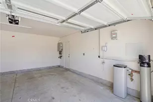 570 Farmstead, Hemet, CA 92543 - Photo 32