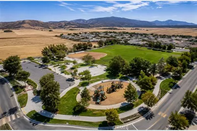 570 Farmstead, Hemet, CA 92543 - Photo 40