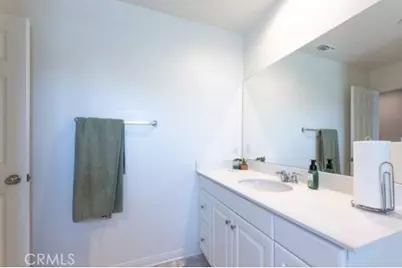 570 Farmstead, Hemet, CA 92543 - Photo 6